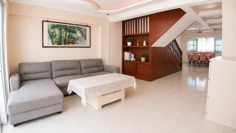 Blk 352 BT BATOK ST 34 image 1 of 10