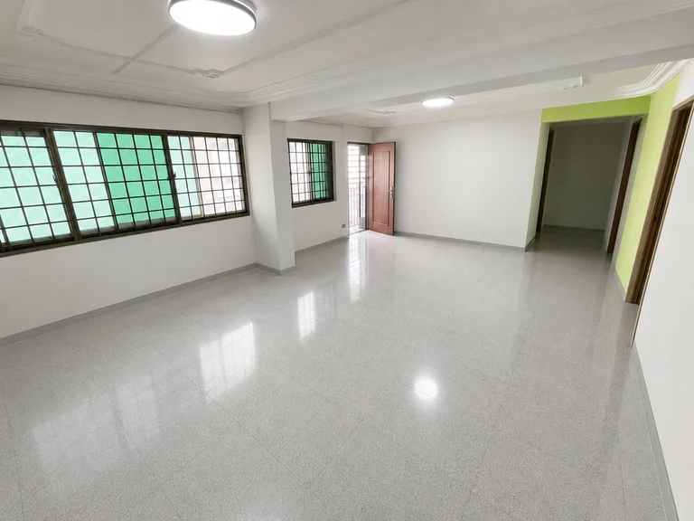 Blk 422 CHOA CHU KANG AVE 4 image 1 of 9