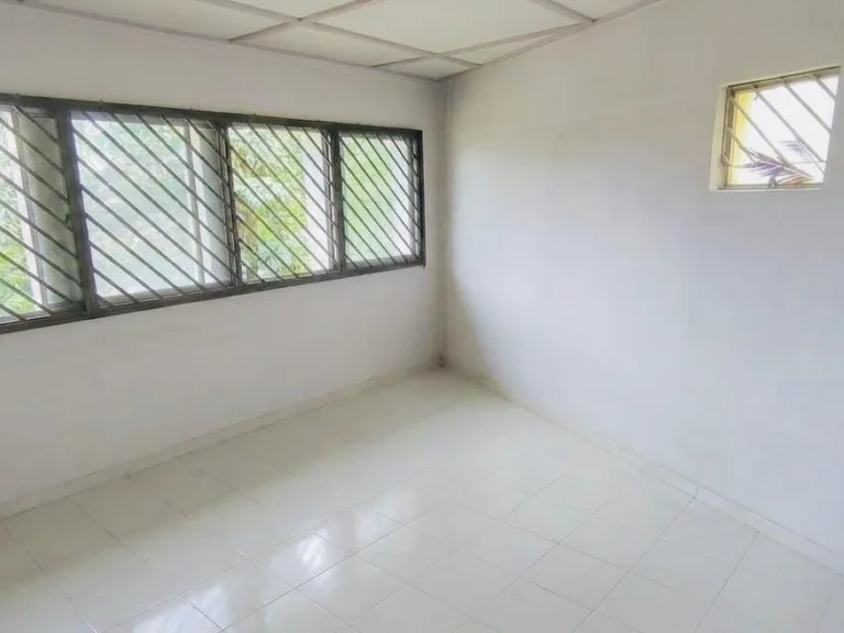 Blk 134 GEYLANG EAST AVE 1 image 1 of 9