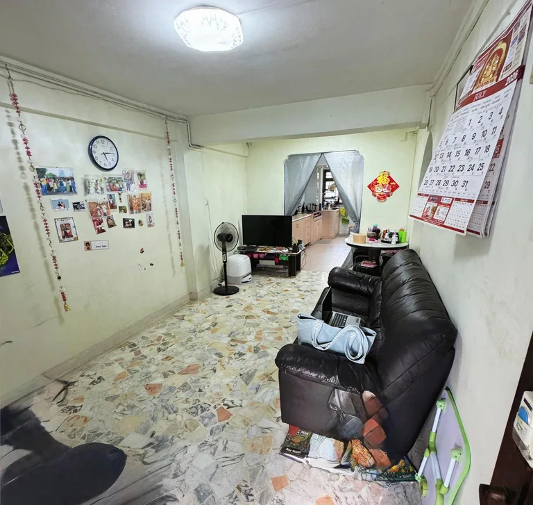 Blk 47 MARINE CRES image 1 of 8