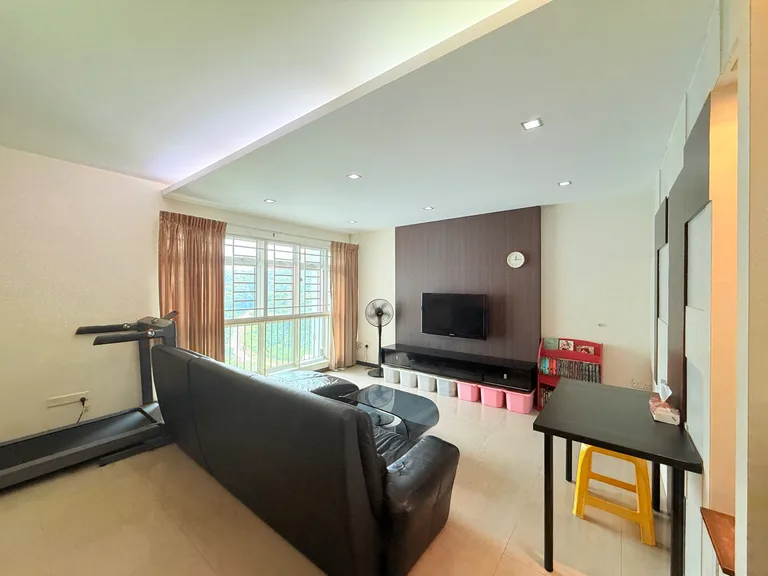 Blk 392 BT BATOK WEST AVE 5 image 1 of 10