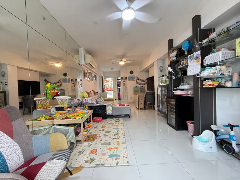 Blk 691 JURONG WEST CTRL 1 image 1 of 8