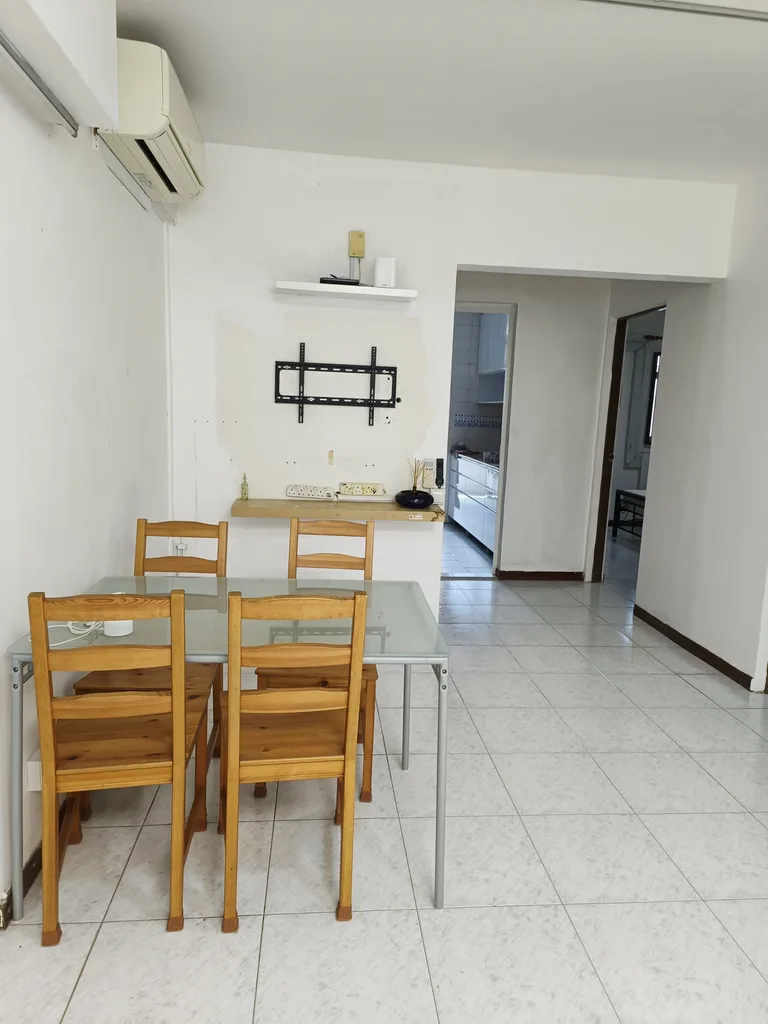 Blk 835 WOODLANDS ST 83 image 1 of 10