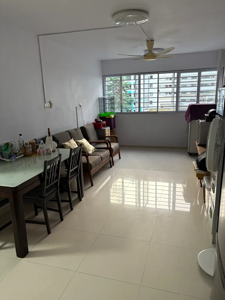 Blk 627 JURONG WEST ST 65 image 1 of 6
