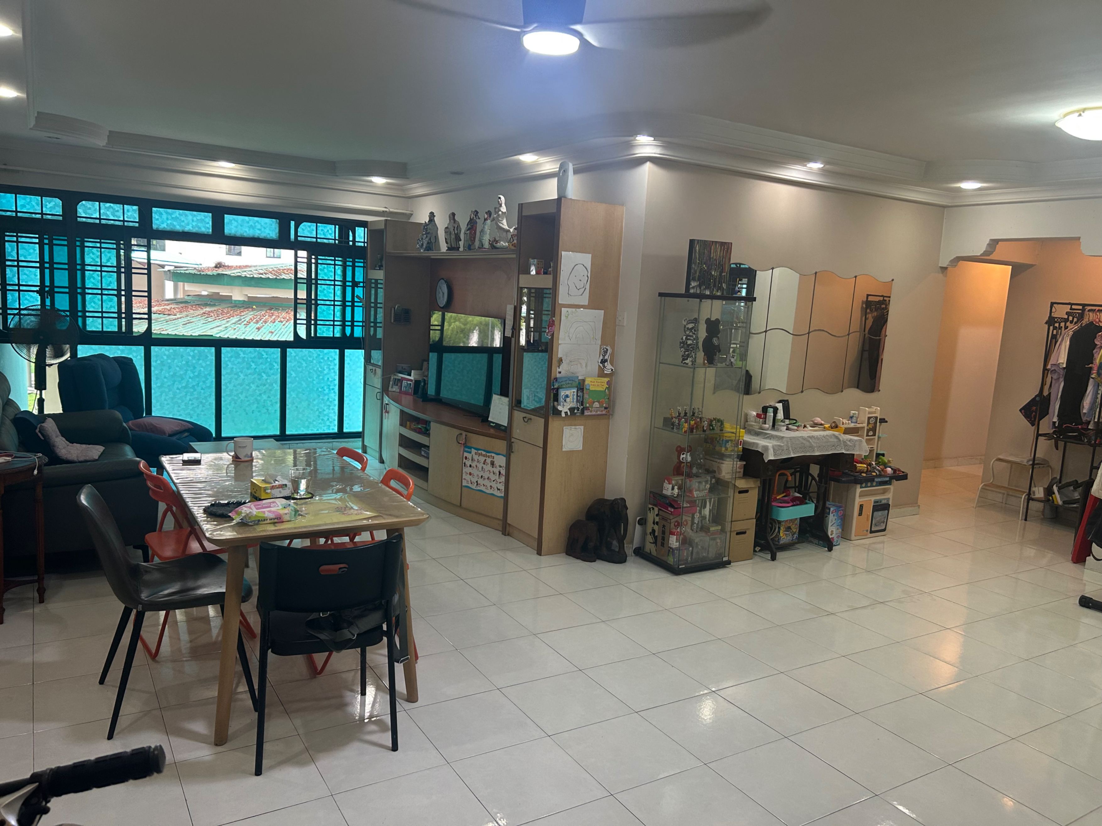 Blk 683C JURONG WEST ST 64 image 1 of 6