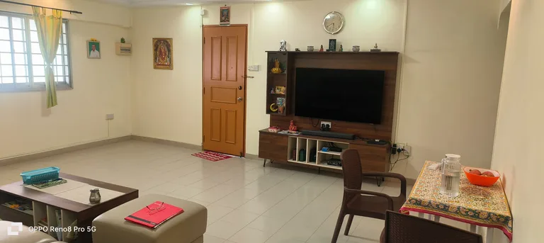 Blk 211 BT BATOK ST 21 image 1 of 5