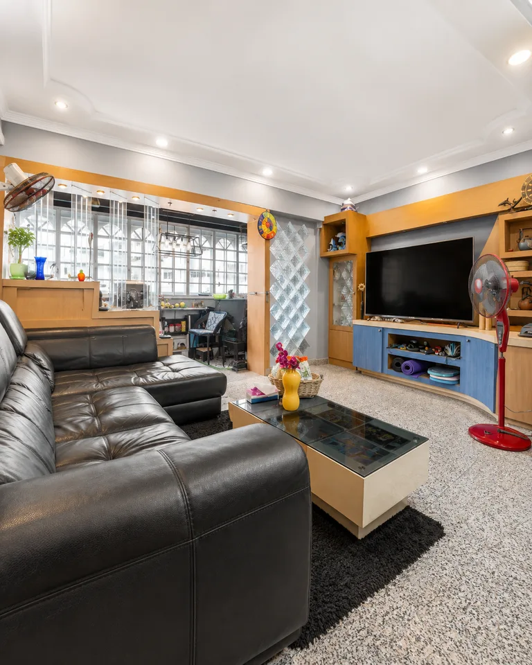 Blk 336 JURONG EAST AVE 1 image 1 of 9