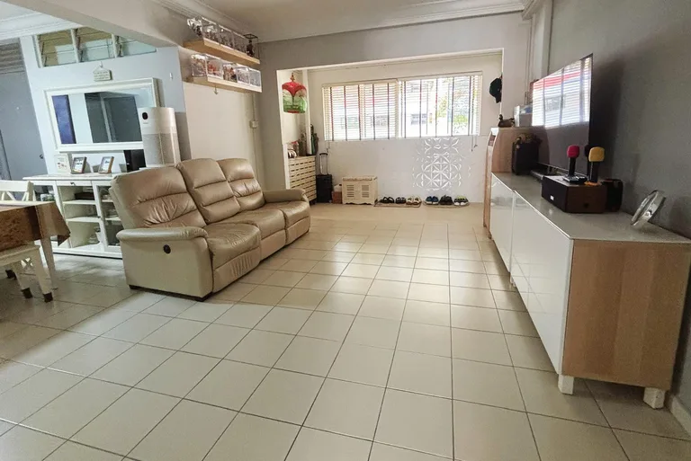 Blk 205 Choa Chu Kang Ctrl image 1 of 10