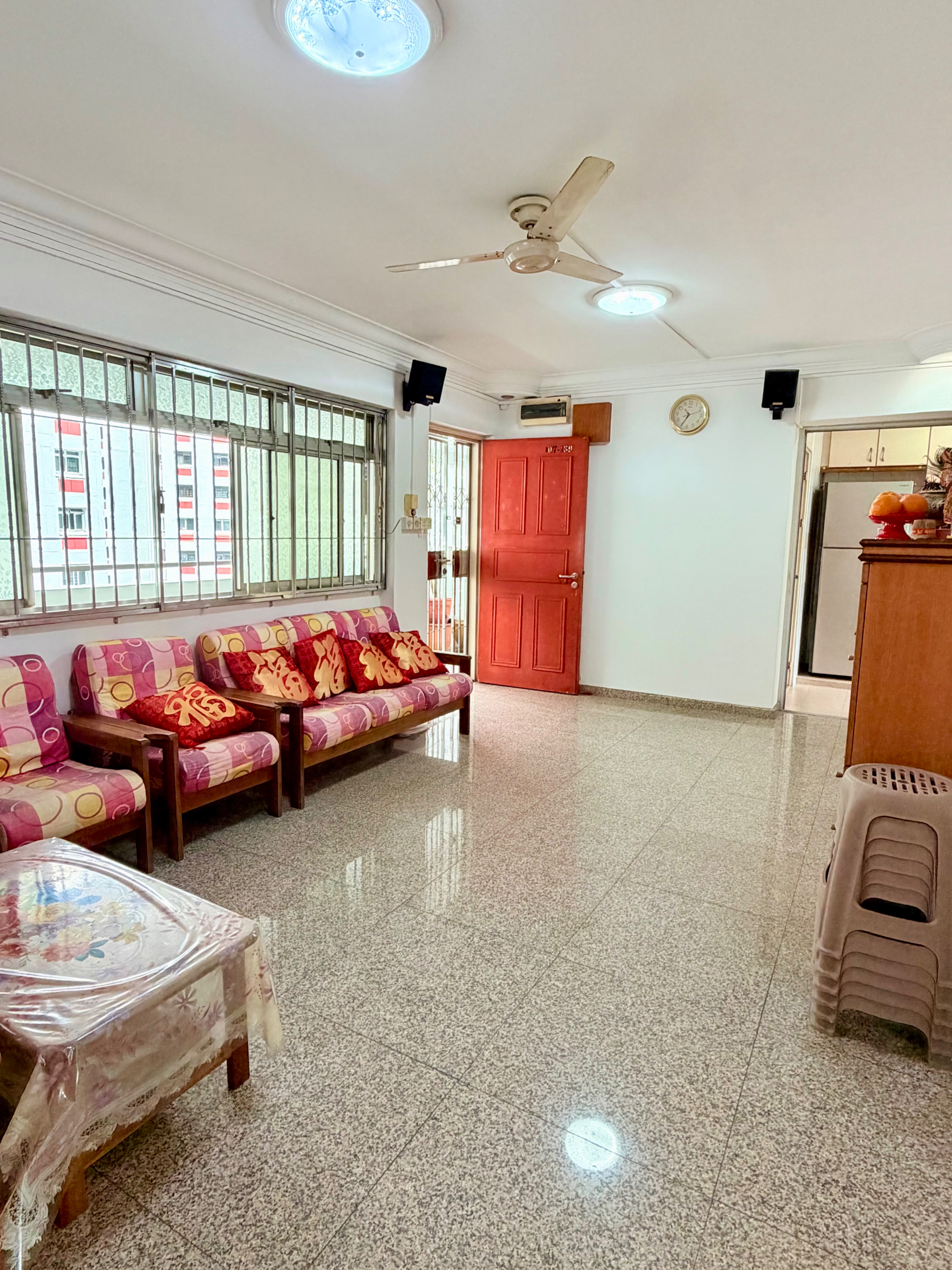 Blk 185C RIVERVALE CRES image 1 of 9