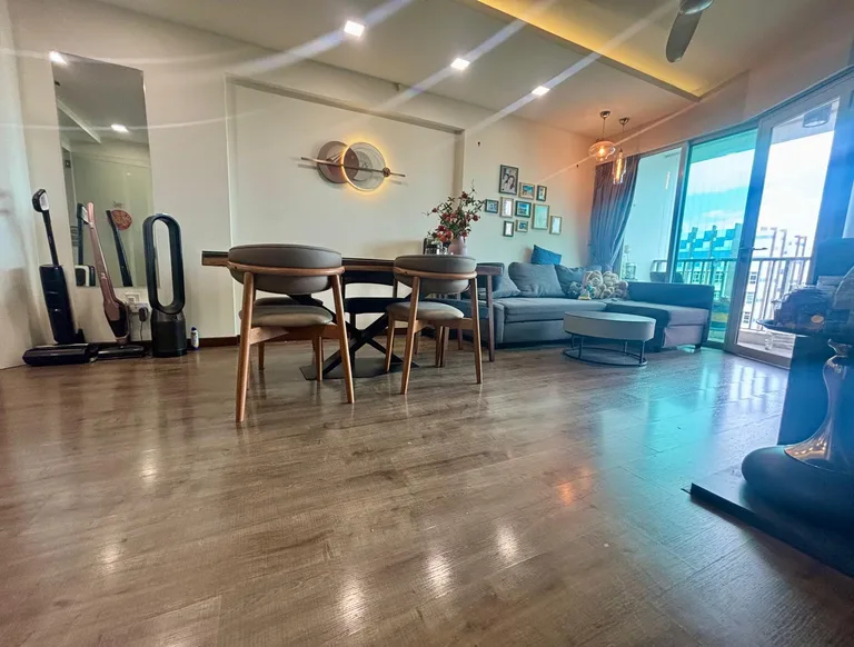 Blk 175B YUNG KUANG RD image 1 of 10