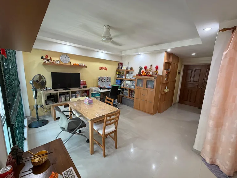 Blk 385 BT BATOK WEST AVE 5 image 1 of 6
