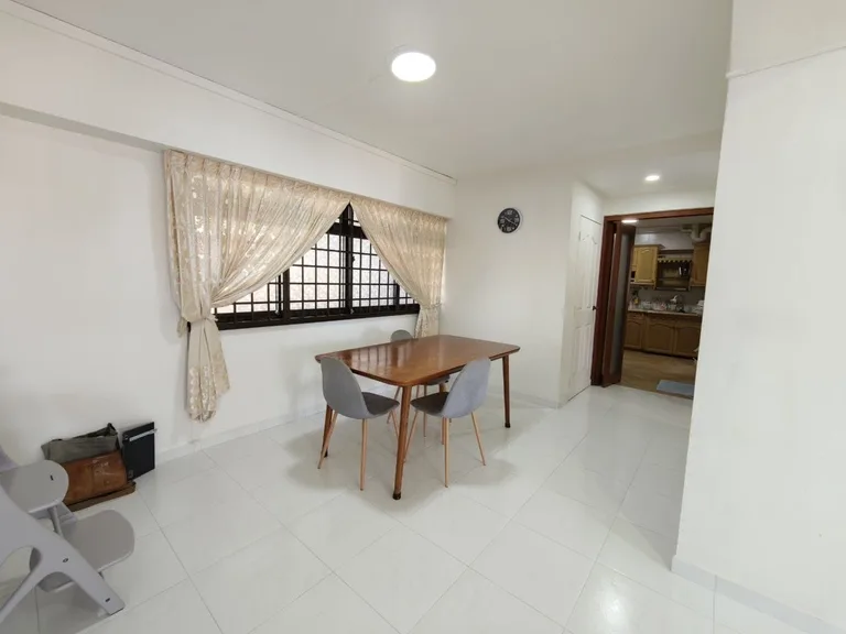 Blk 504 WOODLANDS DR 14 image 1 of 2