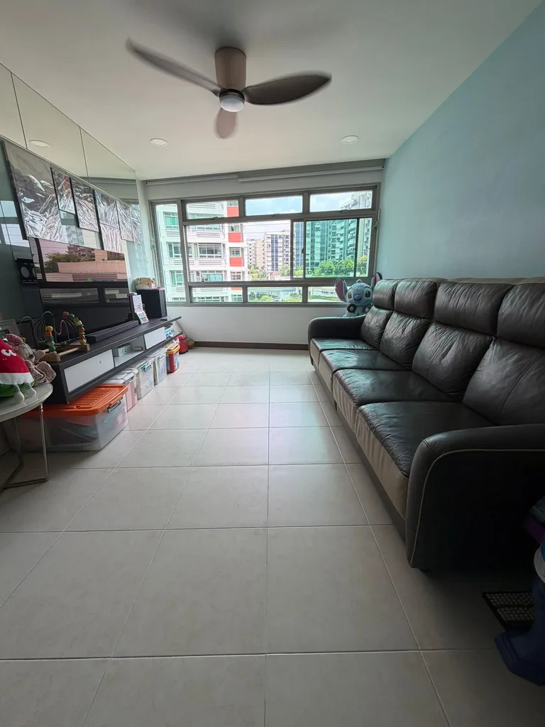 Blk 272B SENGKANG CTRL image 1 of 9
