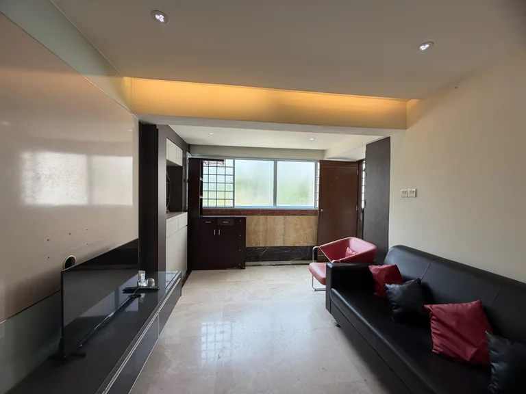 Blk 42 TELOK BLANGAH RISE image 1 of 10