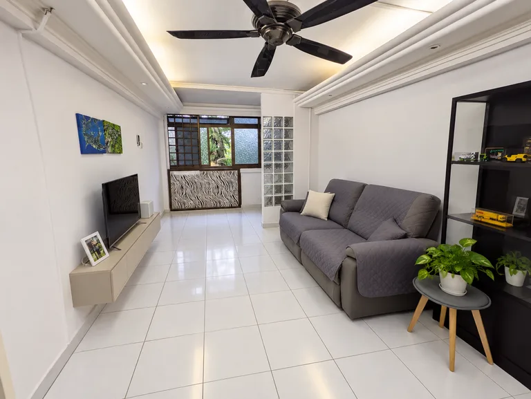 Blk 108 C'WEALTH CRES image 1 of 6