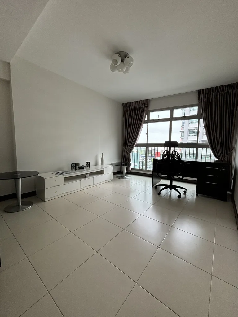 Blk 277B COMPASSVALE LINK image 1 of 10