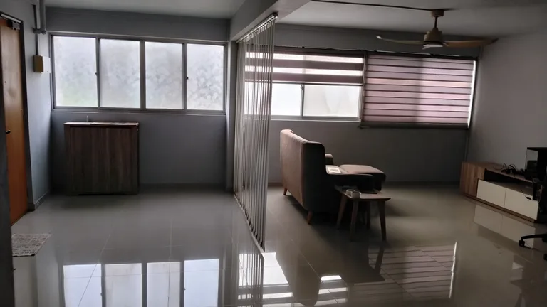 Blk 513 HOUGANG AVE 10 image 1 of 6