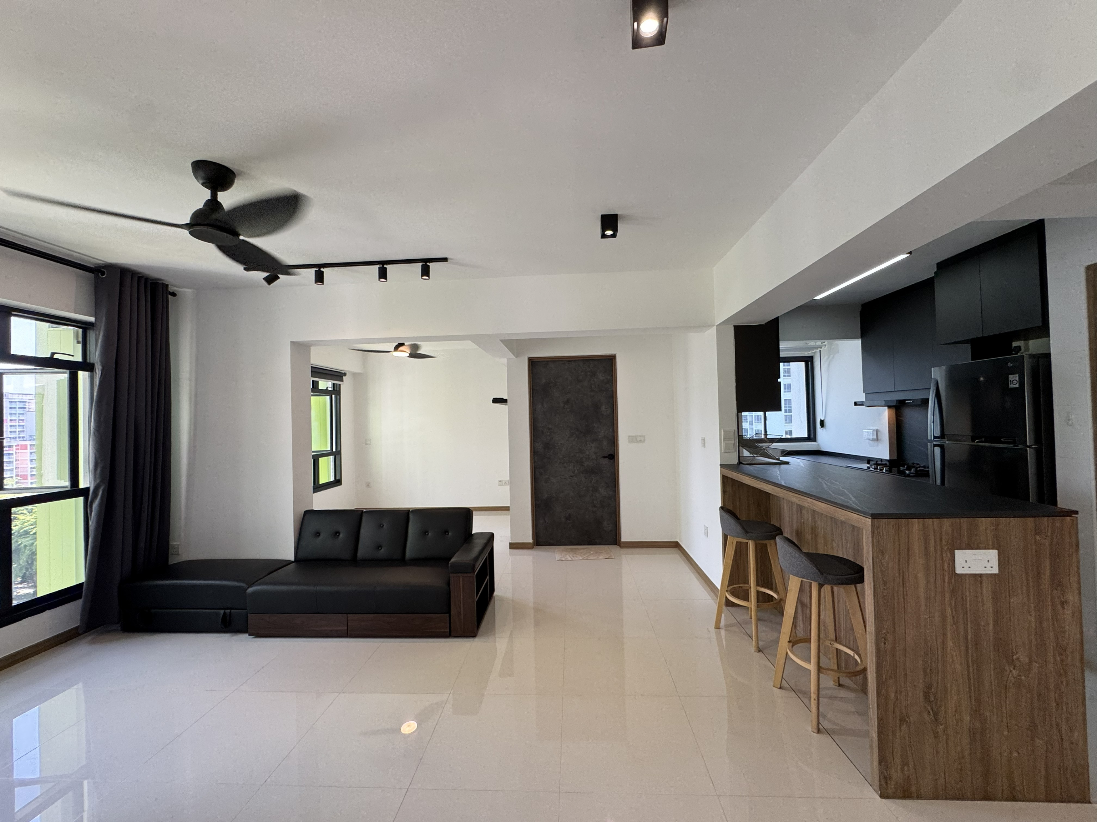 Blk 104A BIDADARI PK DR image 1 of 4