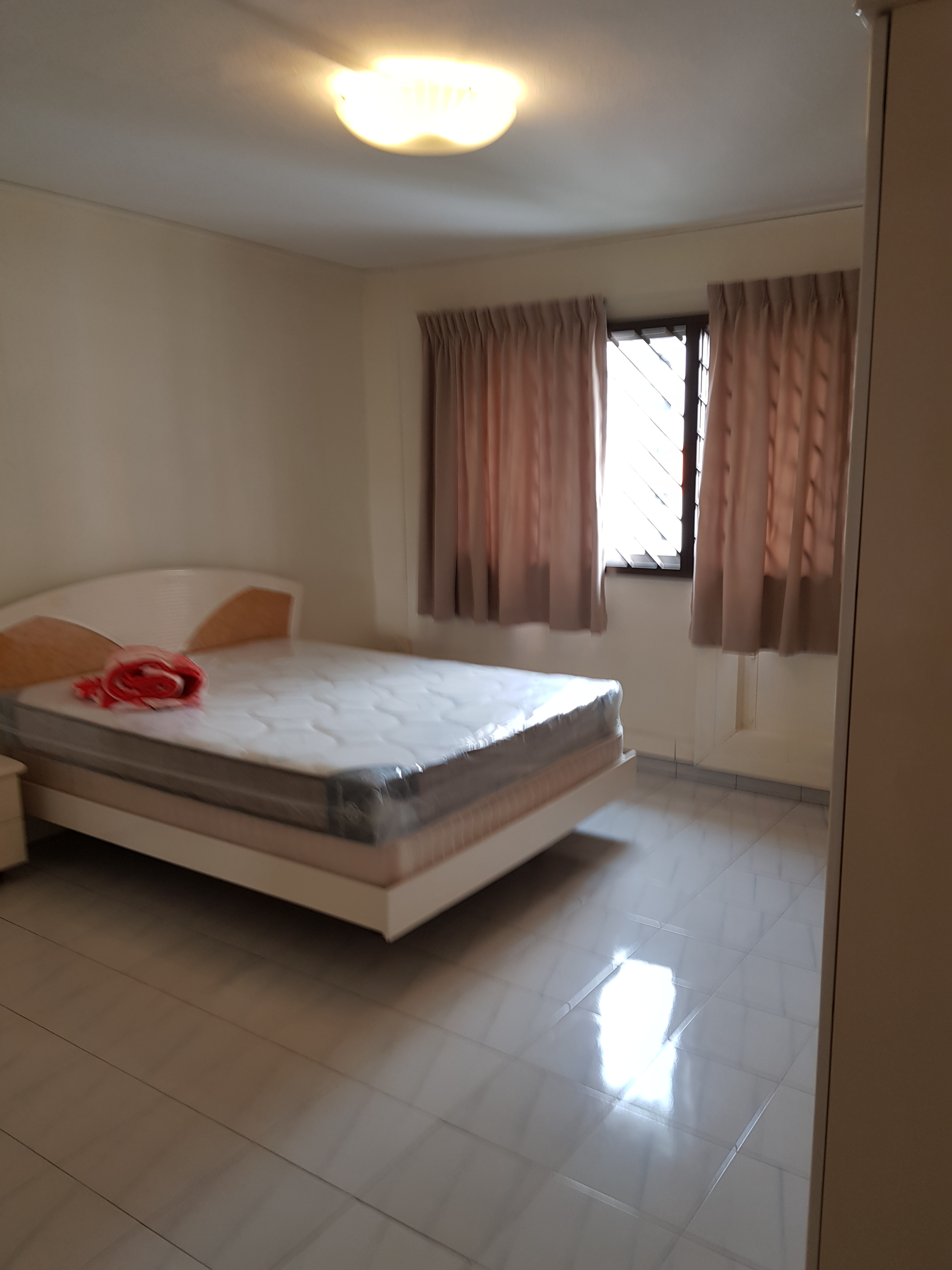 Blk 103 BISHAN ST 12 image 1 of 3