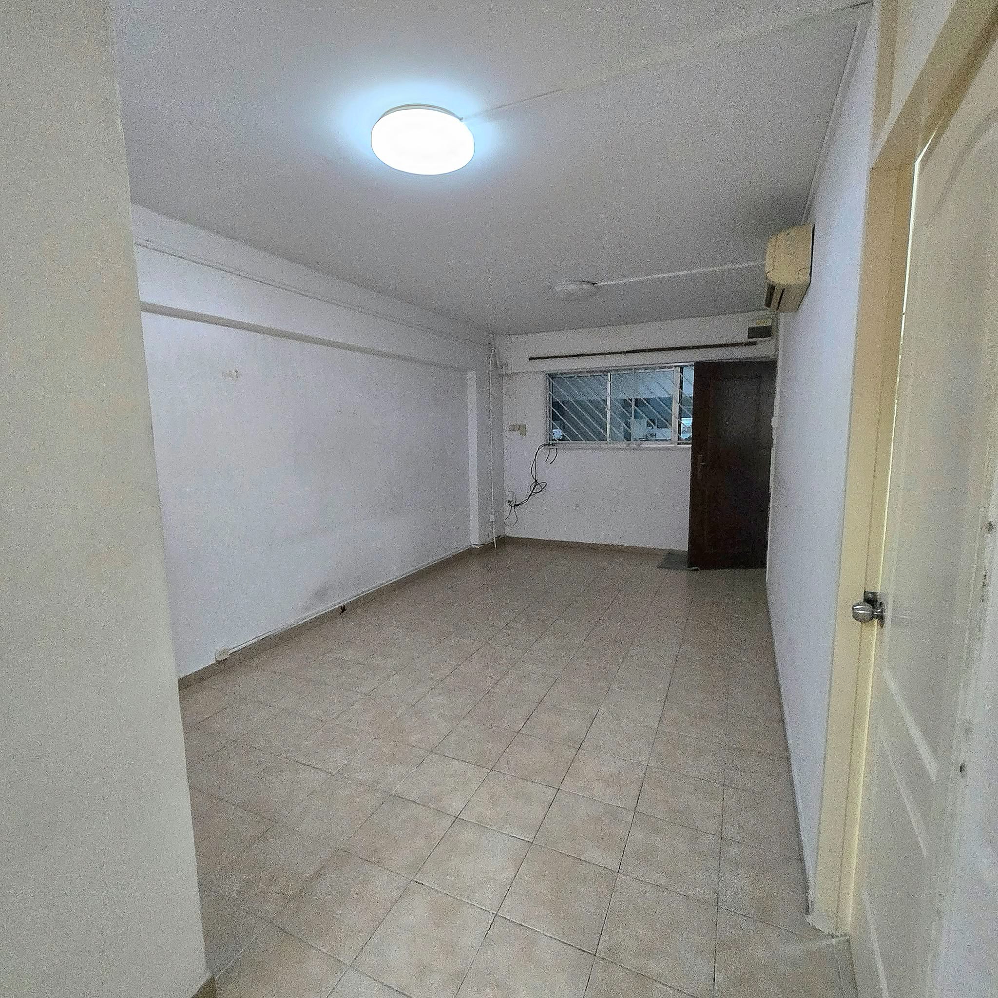 Blk 851 TAMPINES ST 83 image 1 of 5