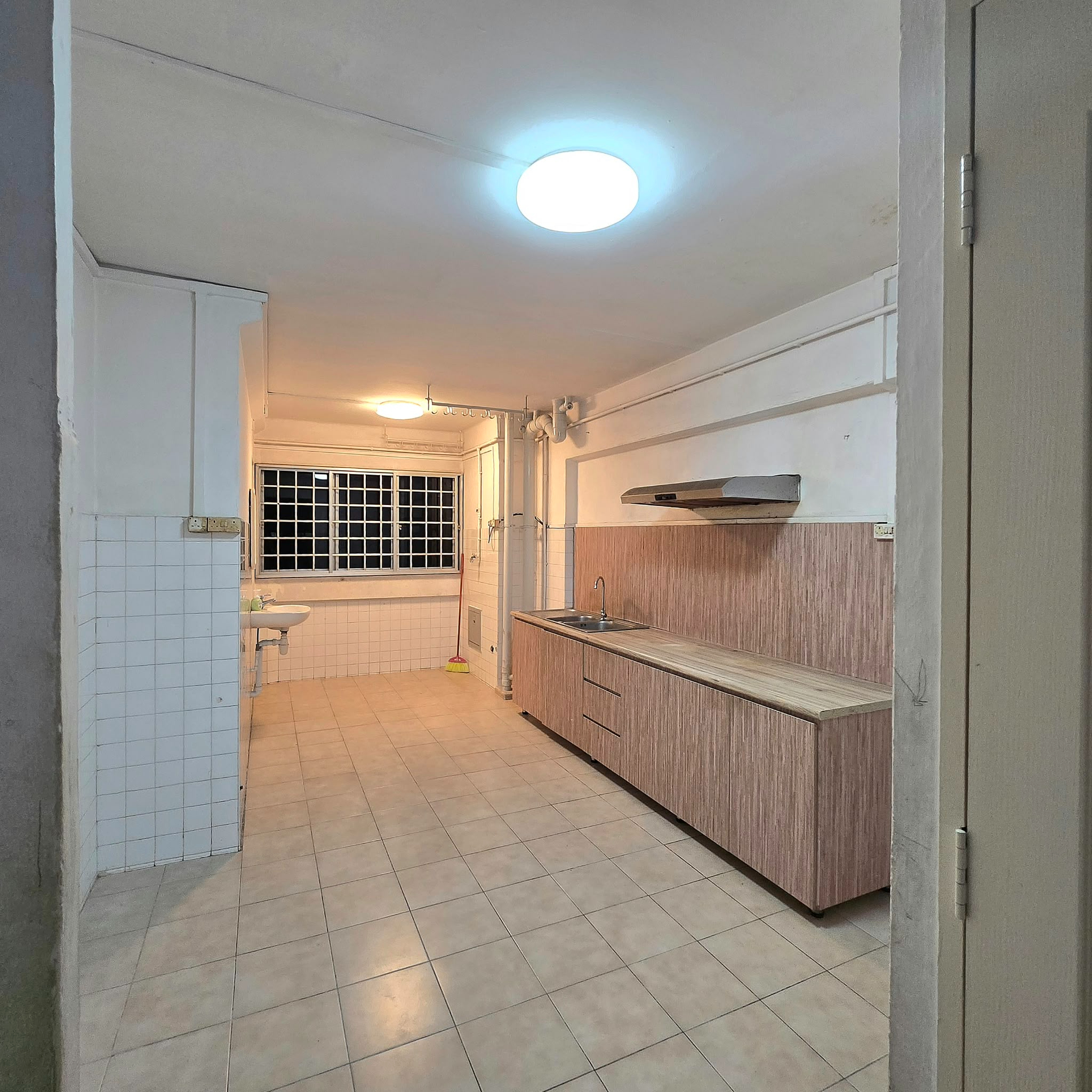 Blk 851 TAMPINES ST 83 photo 4