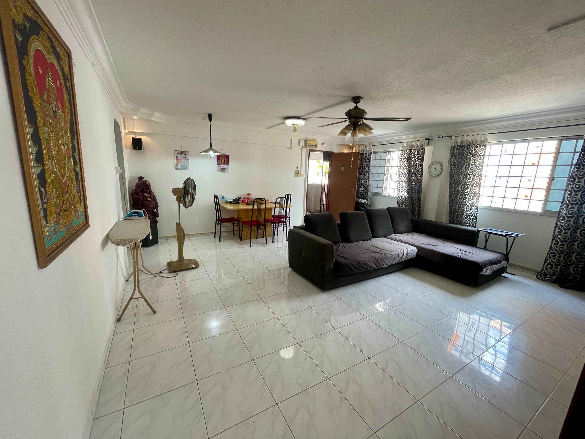 Blk 609 YISHUN ST 61 image 1 of 10