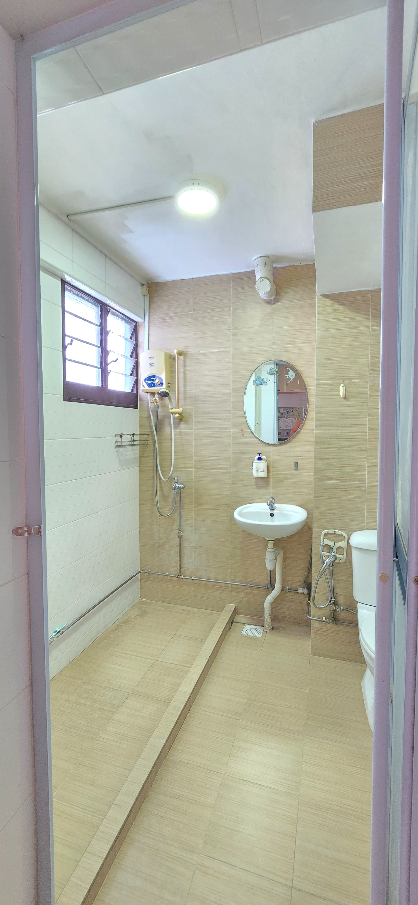 Blk 72 MARINE DR photo 3