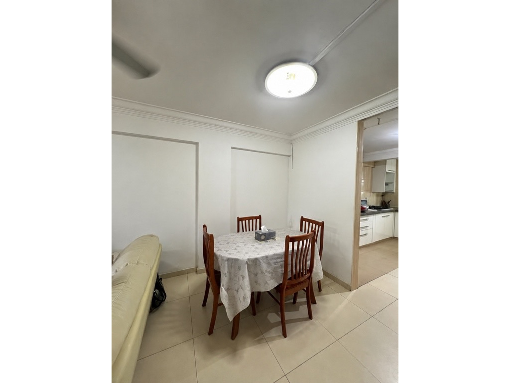 Blk 87 CIRCUIT RD photo 2