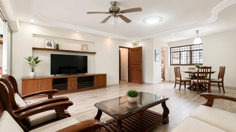 Blk 331 JURONG EAST AVE 1 image 1 of 7