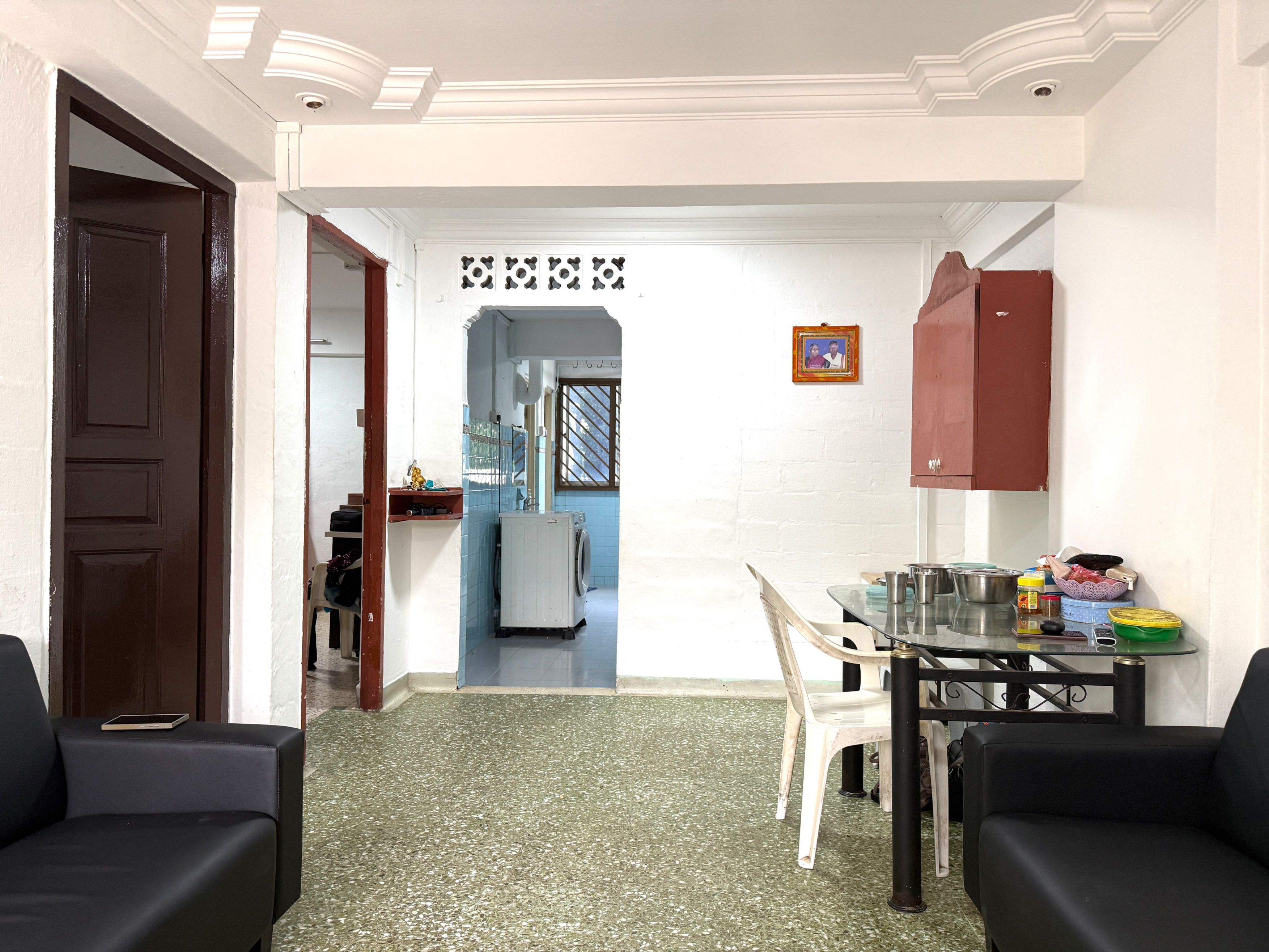 Blk 2 HOUGANG AVE 3 image 1 of 9
