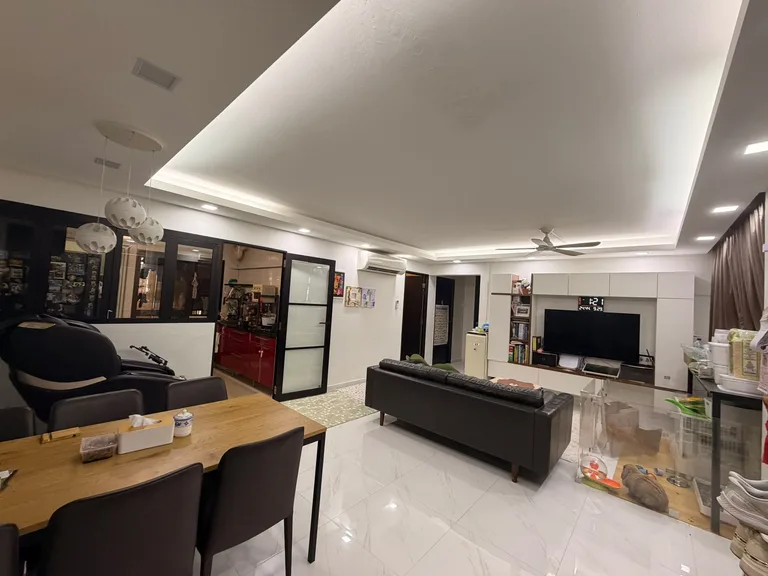 Blk 761 WOODLANDS AVE 6 image 1 of 9