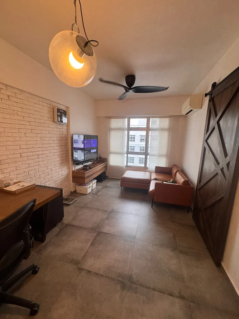 Blk 351B ANCHORVALE RD image 1 of 10