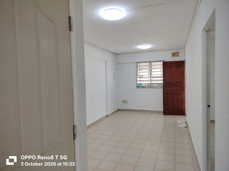 Blk 153 YISHUN ST 11 image 1 of 7