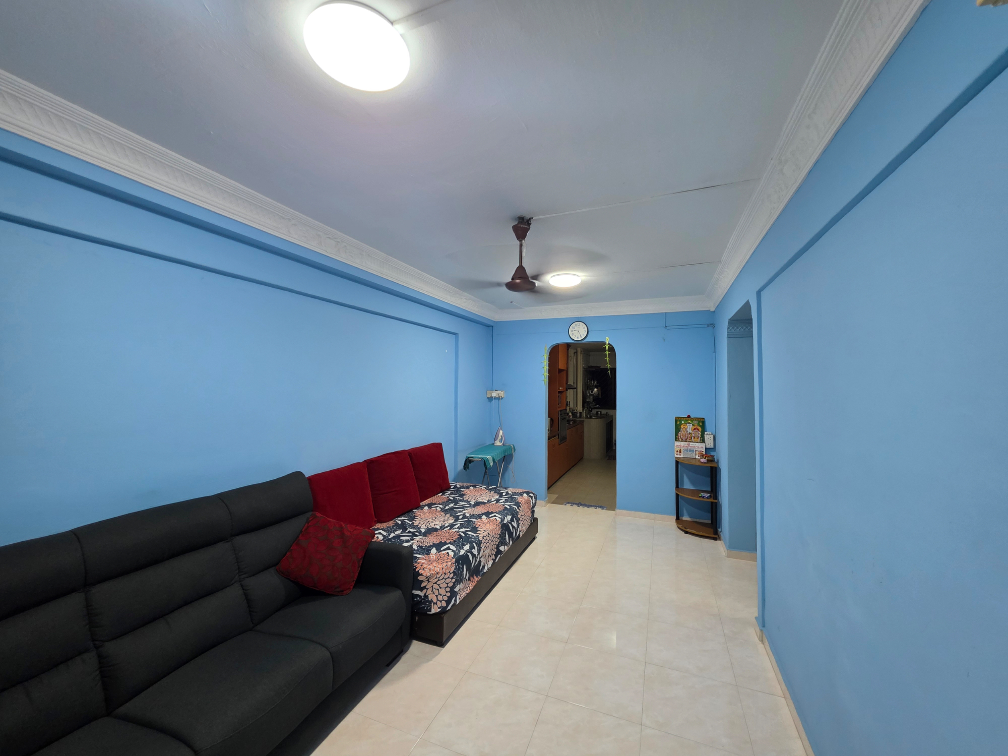 Blk 631 ANG MO KIO AVE 4 image 1 of 9