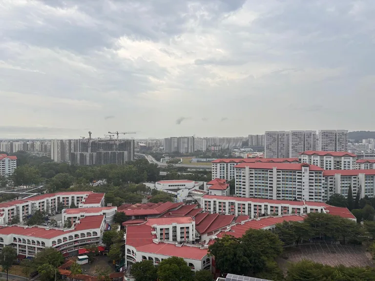 Blk 230 JURONG EAST ST 21 image 1 of 9