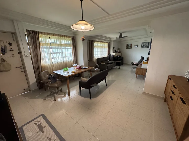 Blk 148 PASIR RIS ST 13 image 1 of 9
