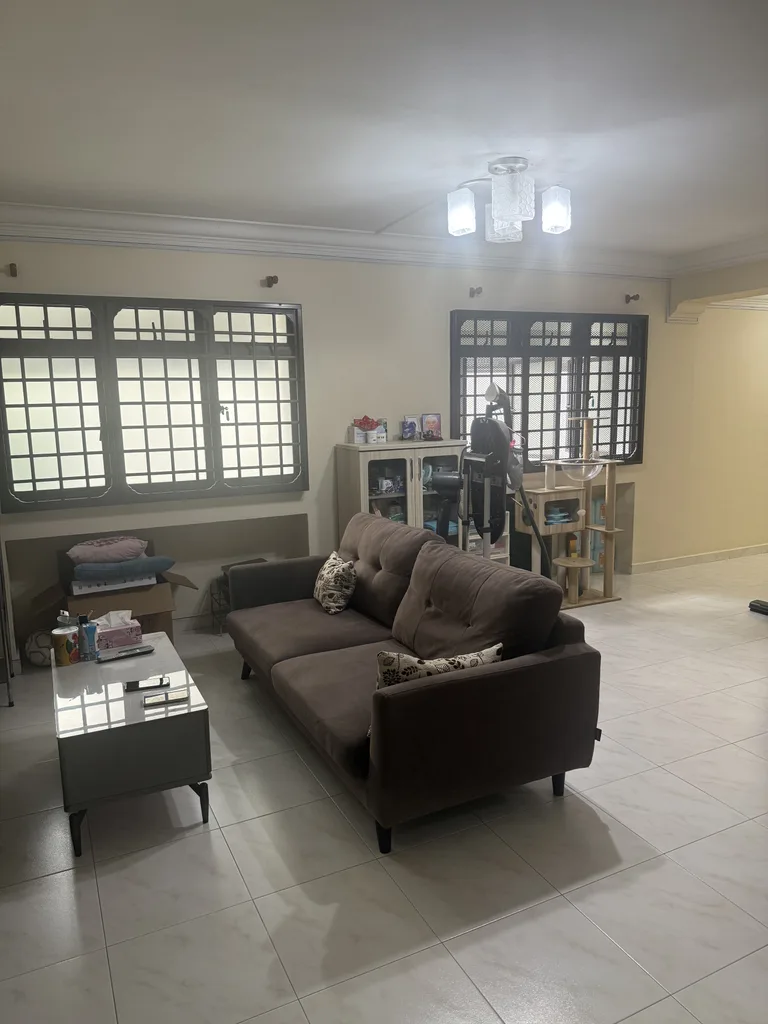 Blk 286A TOH GUAN RD image 1 of 6