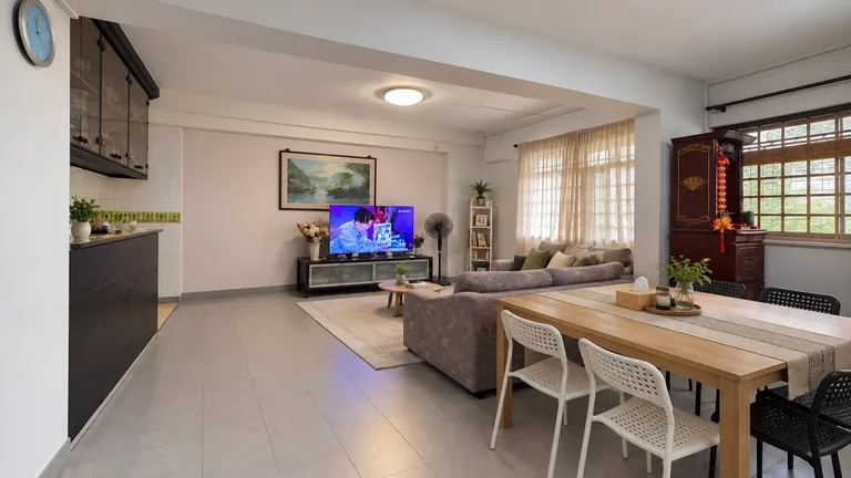 Blk 750 JURONG WEST ST 73 image 1 of 6