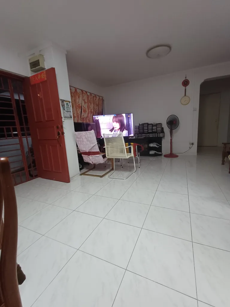 Blk 613 WOODLANDS AVE 4 image 1 of 10