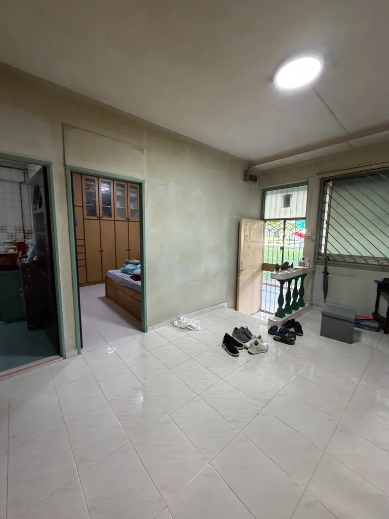 Blk 431 CHOA CHU KANG AVE 4 image 1 of 9