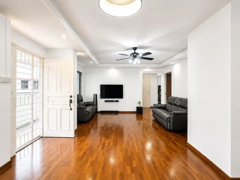 Blk 790 WOODLANDS AVE 6 image 1 of 10