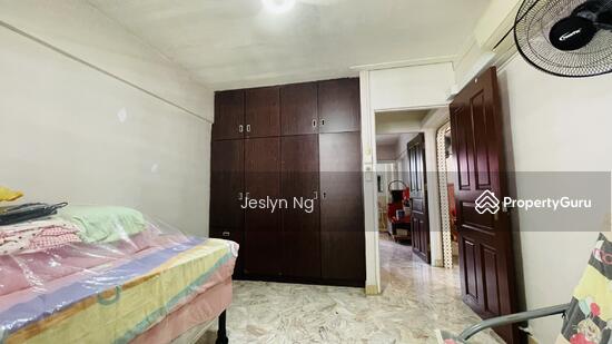608 ANG MO KIO AVENUE 5 photo 3