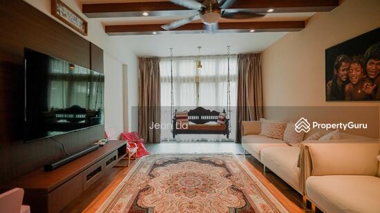 118 Edgefield Plains image 1 of 10