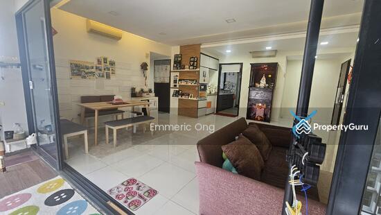 Riverparc Residence image 1 of 9