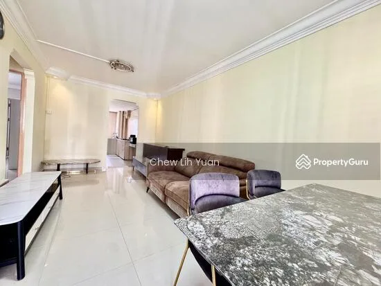 216 Yishun Street 21 image 1 of 9