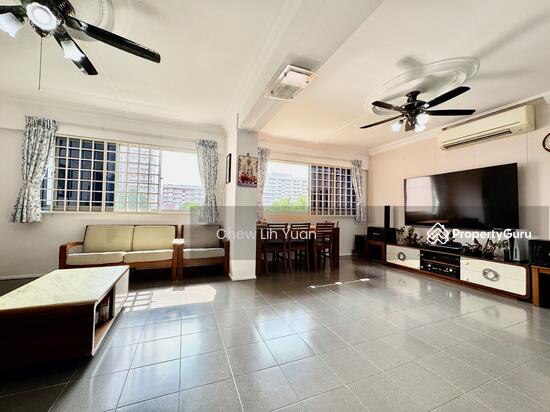 544 Hougang Avenue 8 photo 4