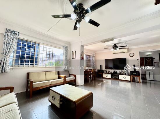 544 Hougang Avenue 8 photo 5