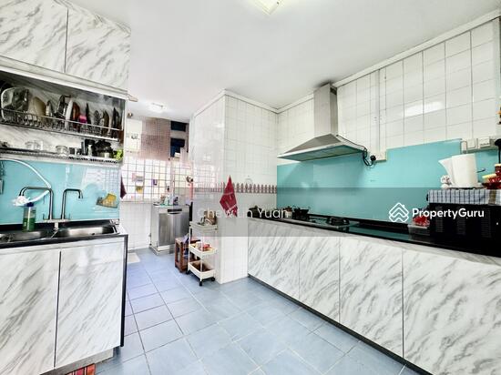 544 Hougang Avenue 8 photo 6