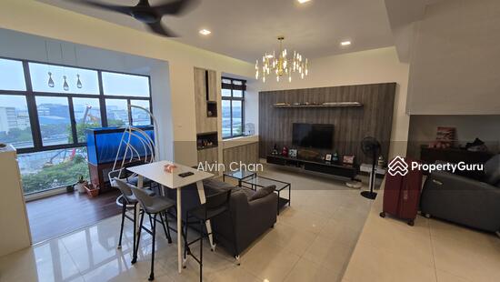Lakepoint Condo photo 2