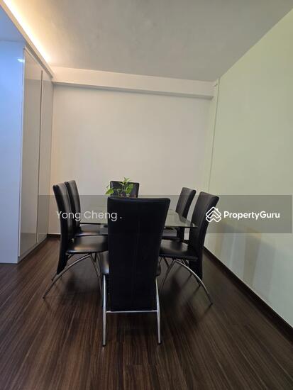 577 Hougang Avenue 4 photo 3